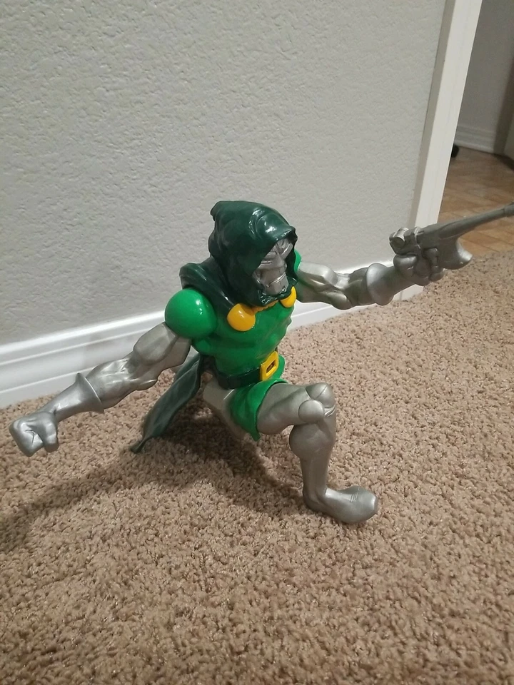 Estatua Marvel 1991 Horizon Model Fantastic Four Doctor Doom 1/6  Foto 3 de 4