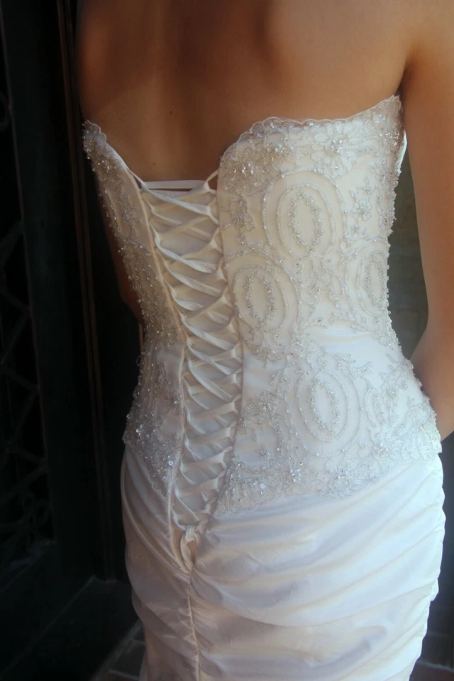 Vestido de novia $1200 Sottero and Midgley de Maggie Sottero talla 2 ceñido al cuerpo Foto 2 de 4