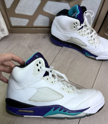 Air Jordan 5 sz 9 Retro 2013 Men basketball sneakers 136027-108 White Purple Jordan 5 Retro  main image 3