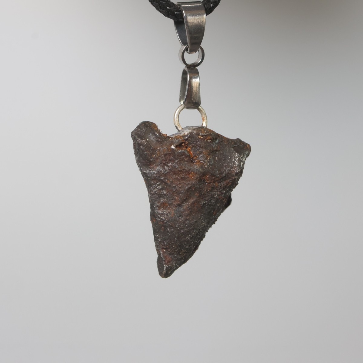 Gebel Kamil Meteorite pendant,Energy stone pendant,Aesthetic Gebel Kamil Meteorite pendant,Energy stone pendant,Aesthetic