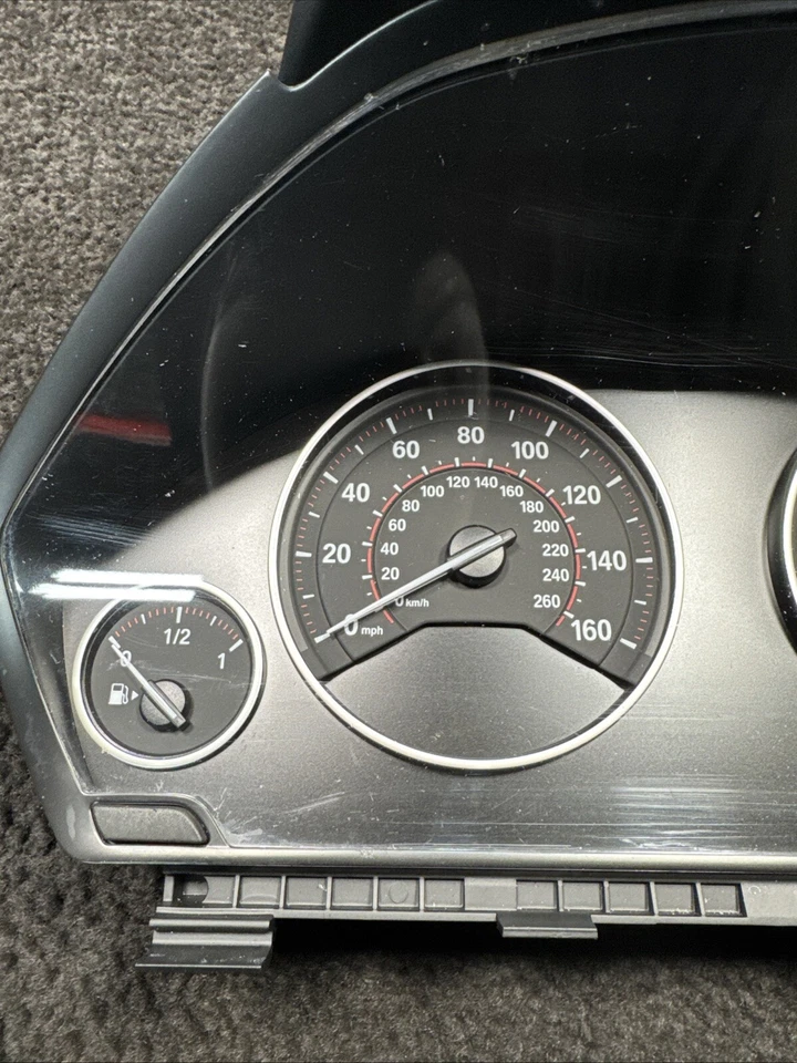 BMW 330i 2017 velocímetro panel OEM 6847246 Foto 2 de 4