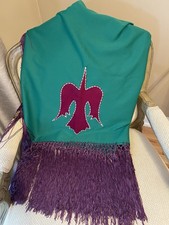 VINTAGE SHAWL WITH 13 FRINGES WITH EMBROIDERED BIRDS