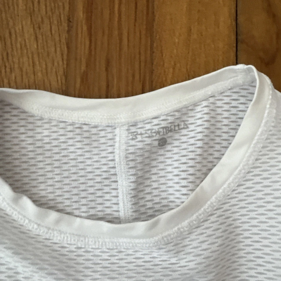 Sofibella Women's Top Sleeveless White Tennis Golf Size XL - Image 3 of 4