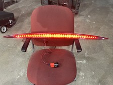 2002-2006 Cadillac Escalade Suv 3rd Third Brake Light Genuine Oem Tested Nice 
