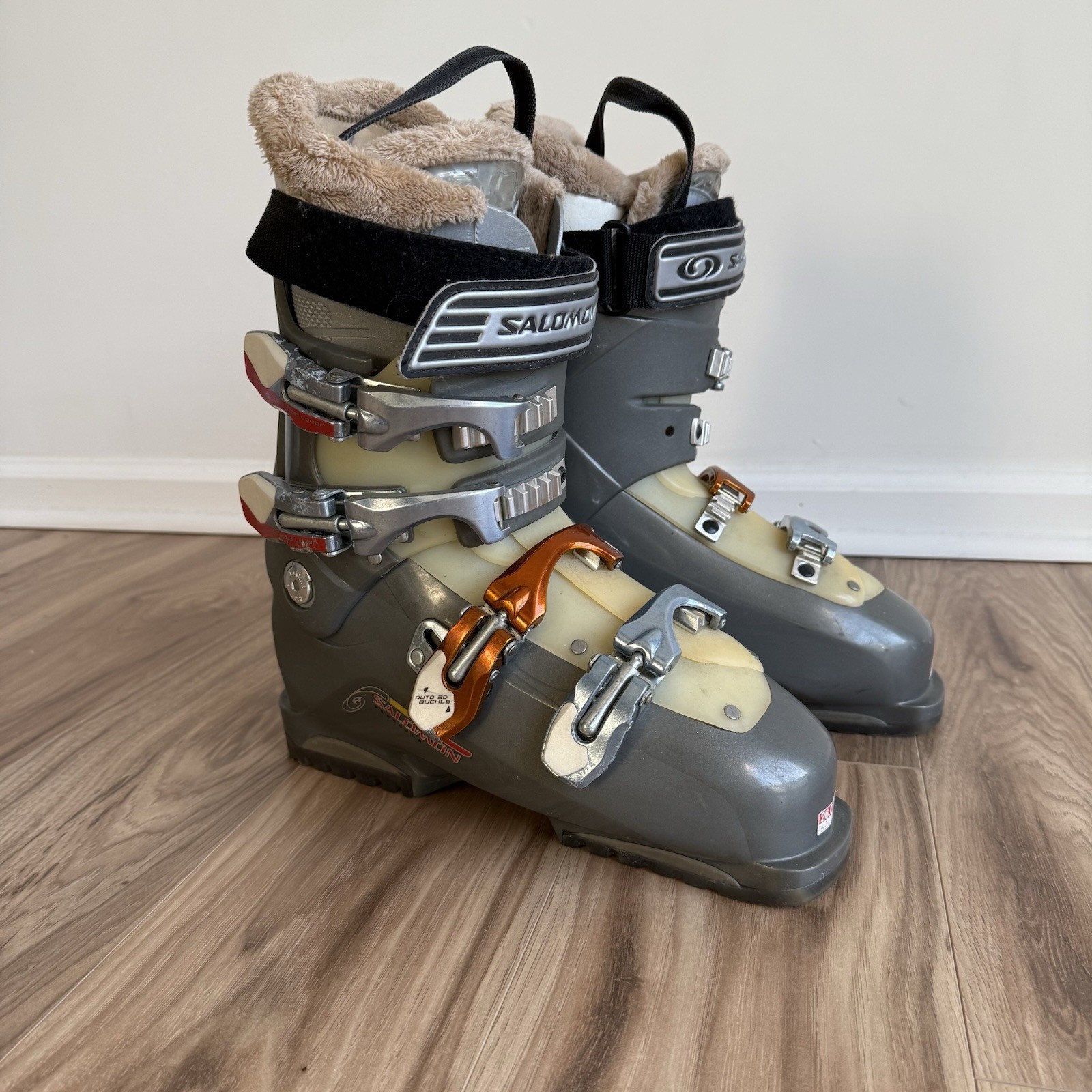 Scarponi da sci SALOMON IRONY My Custom Fit Performa S grigi da donna taglia 26 5 (US 9 5)