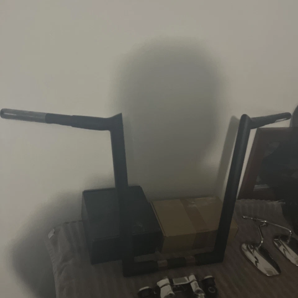  Manillar Classic Apes negro brillante 16" Dyna, Softail, Sportster Foto 3 de 4