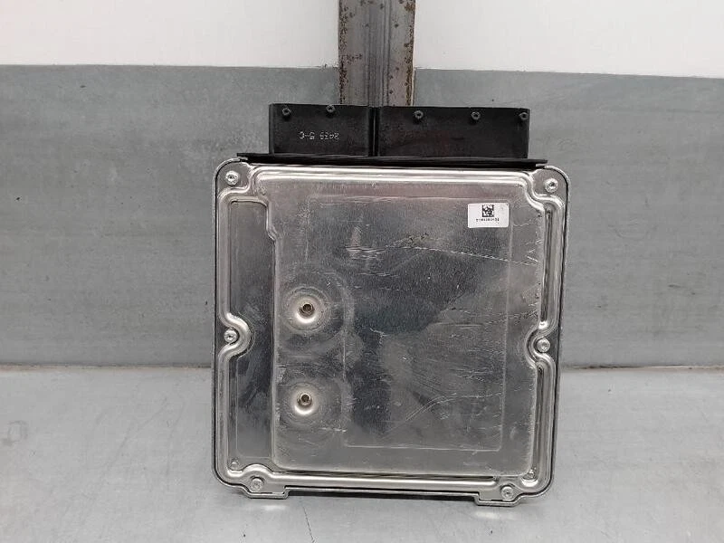 3R0907115A centralina motore per SEAT EXEO BERLINA (3R2) 2.0 16V T 2008 4947193 - Immagine 2 di 4