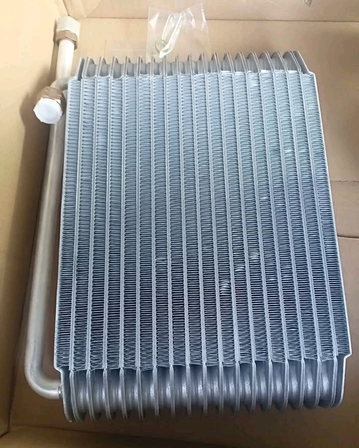 Núcleo evaporador de aire acondicionado para 94-99 Chevrolet/GMC Suburban, C/K 1500,2500 T54599 trasero Foto 4 de 4