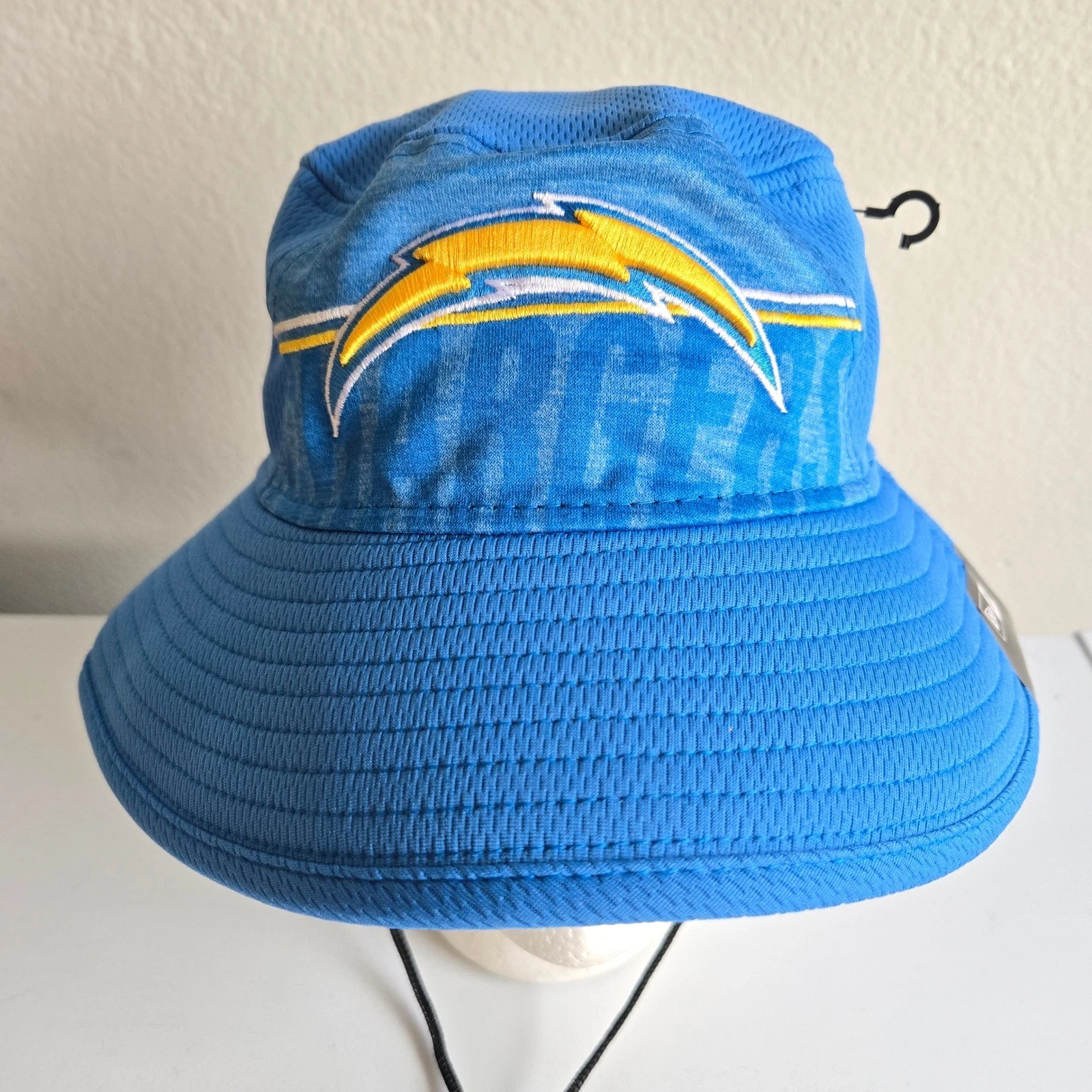 New Era Los Angeles Chargers NFL Training Bucket Hat Blue OSFM Strap