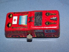 VINTAGE TOY  1960-70S  KANTO TOYS  MINI TIN  LITHO WIND UP FIRE TRUCK
