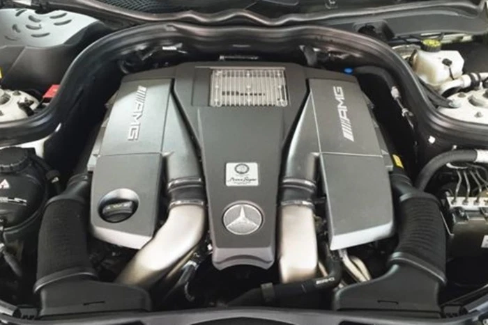 Mercedes Benz W212 S212 E63 AMG Motor 585PS 430KW 157981 Engine 