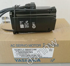 New SGM7J-08AFC6E servo motor in box qqa