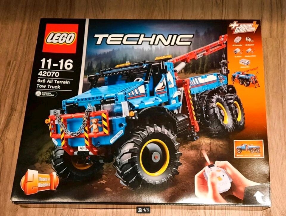 LEGO Technic 6x6 All Terrain Tow Truck 42070 Toy Building Kit 1862
