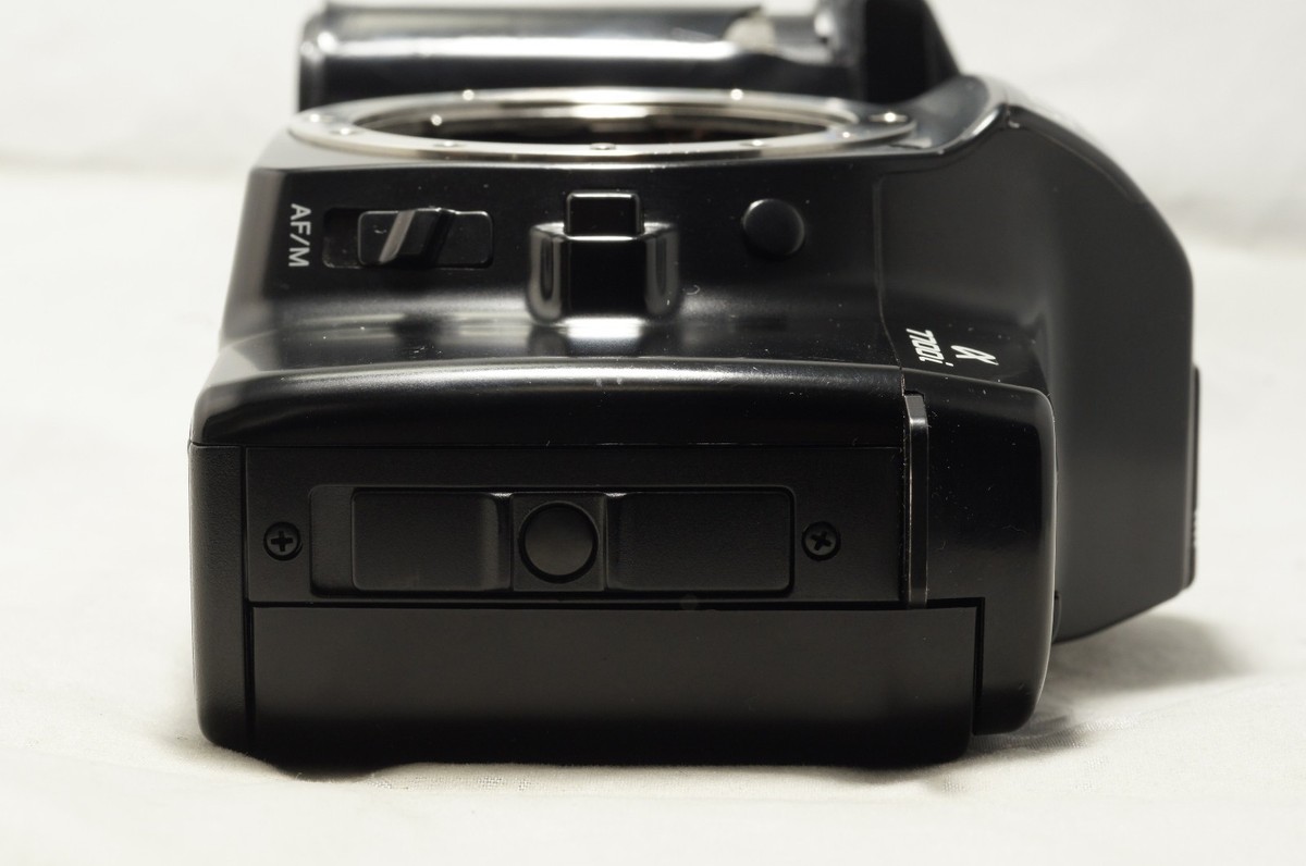 Minolta α7700i / Maxxum / Dynax 7000i AF SLR Checked Working As-Is