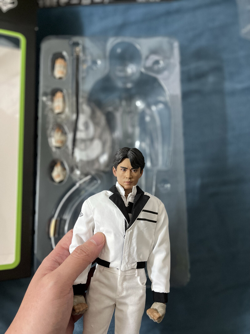 New Ace Toyz 1/6 Scale Mr. Kurata 12