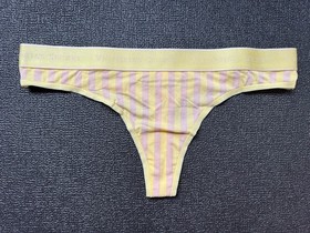 Lot 5 Victoria&rsquo;s Secret sz M Logo Cotton Thong String Panty Bundle Pack Floral