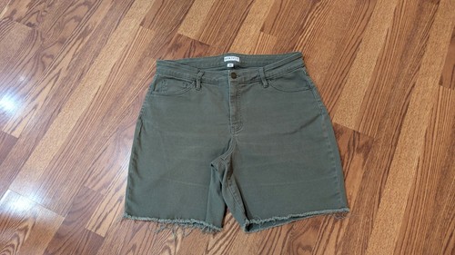 Ava & Viv Olive Green Cut-off Style Denim Shorts Fringe Hem Cotton Span 18W Euc