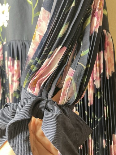 keepsake the label floral pleated midi dress Women Size 4 Navy - Picture 8 of 19