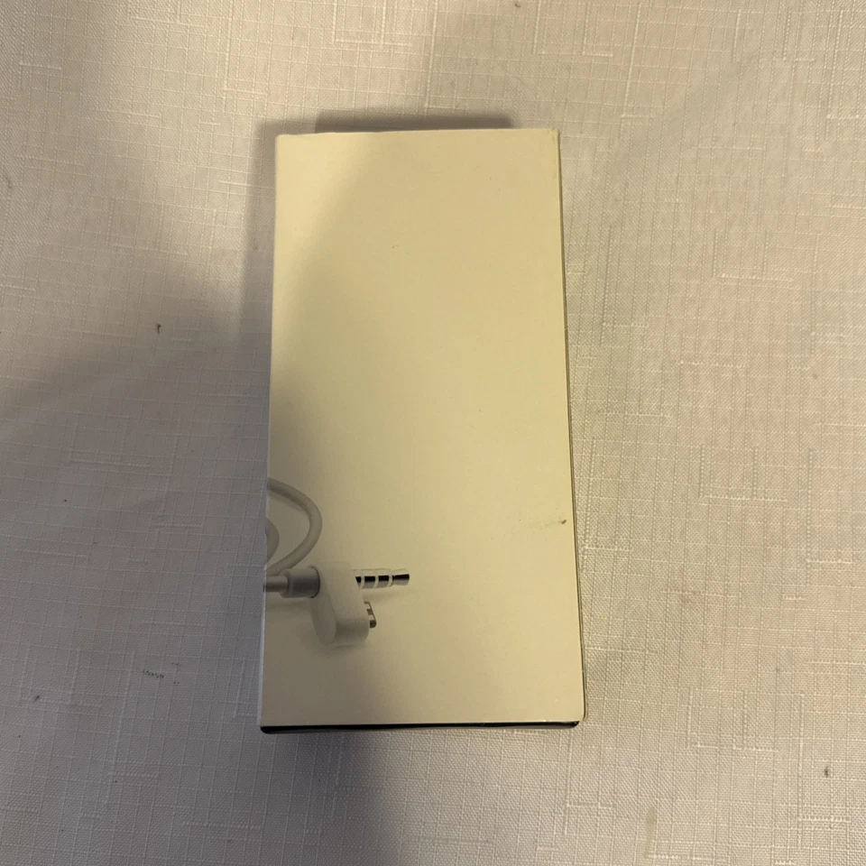 Genuine Apple iPod Remote + Earphones (New, Sealed ) M9128G/A, Vintage Retro - Image 3 of 4