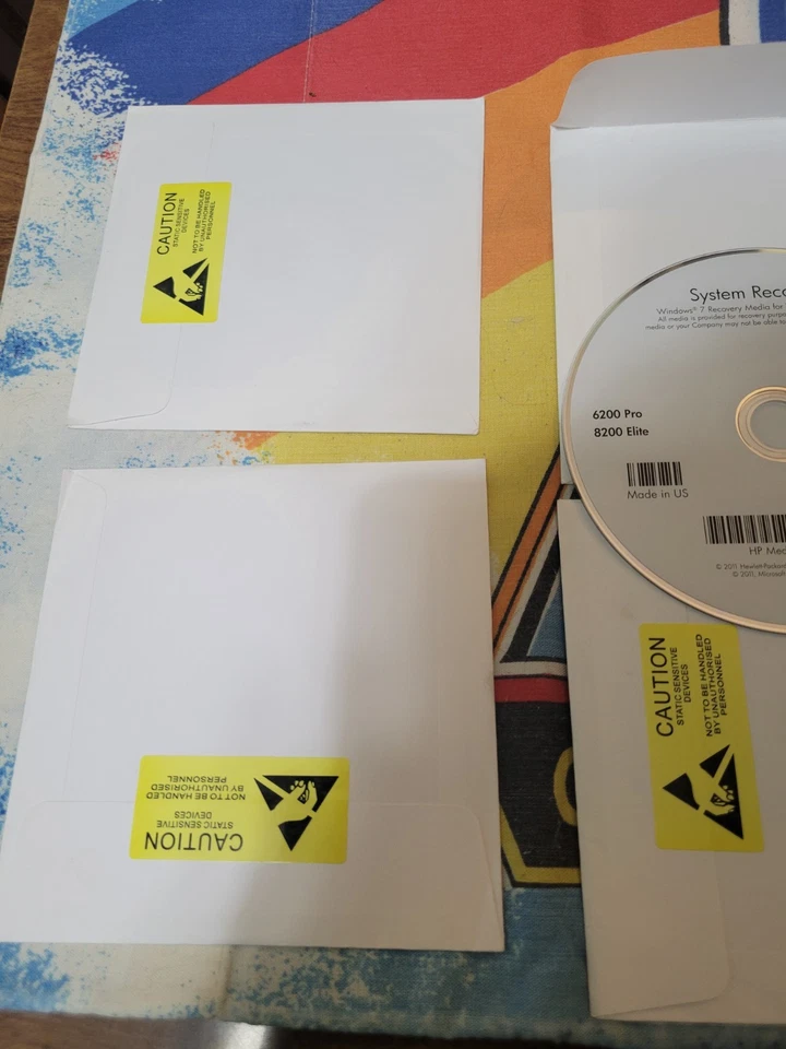 HP 6200 Pro 8200 Elite System Windows 7 64bit Recovery (4 Disc Set) 631431-B22 - Image 2 of 4