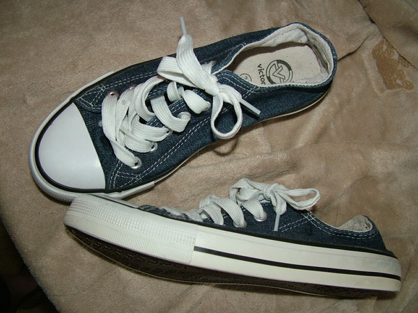 Sneakers von Victory, Gr. 38, blau-weiss