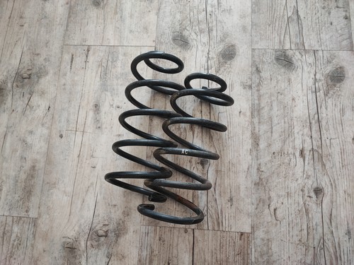 Opel Corsa D BJ09 Set Federsatz Feder hinten