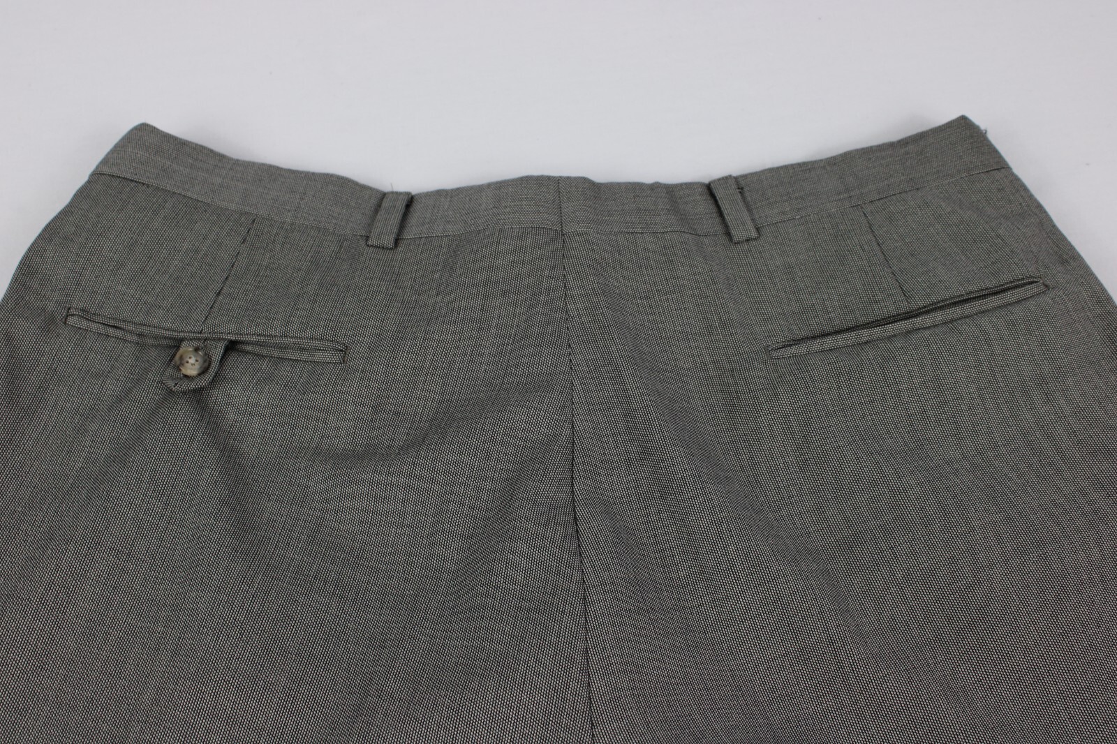 Hart Schaffner Marx Mens Suit 44R Light Gray Wool 2 Piece 36x29 Pleated