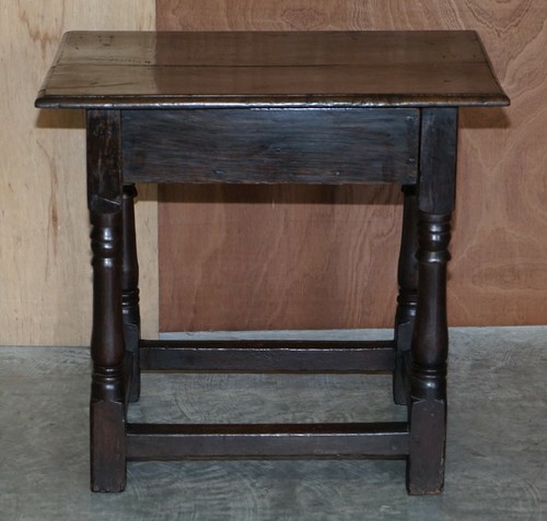 18TH CENTURY ANTIQUE CIRCA 1740 GEORGE II OAK SIDE TABLE WITH SINGLE DRAWER - Picture 2 of 12