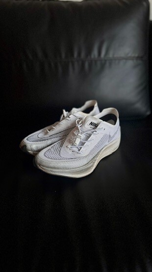Men’s Size 10.5 Nike ZoomX Vaporfly NEXT% 2 in White Metallic Silver 2021