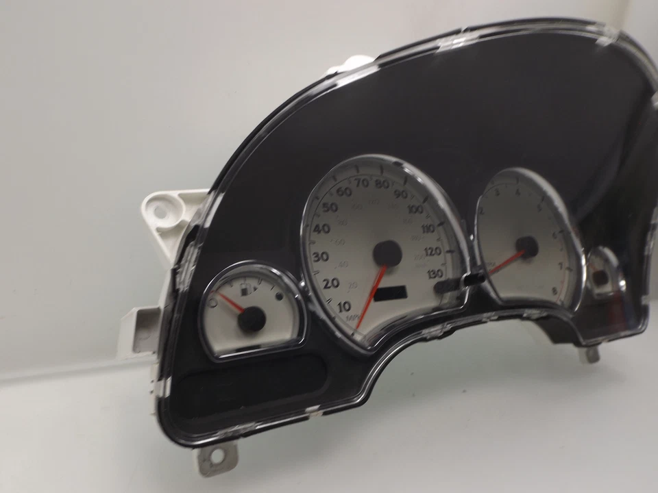 Cuadro de instrumentos Saturn Vue 22723716 2002-2005 Foto 3 de 4