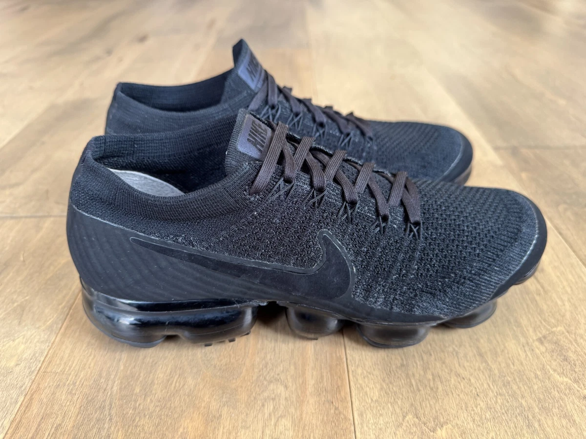 Nike Air VaporMax Triple Black 2.0 for Sale | Authenticity