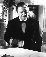 Harvey Keitel As Winston Wolfe In Pulp Fiction 8x10 PHOTO PRINT