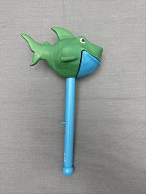 Educational Insights Puppet-on-a-Stick Fish Puppet Sea Squad