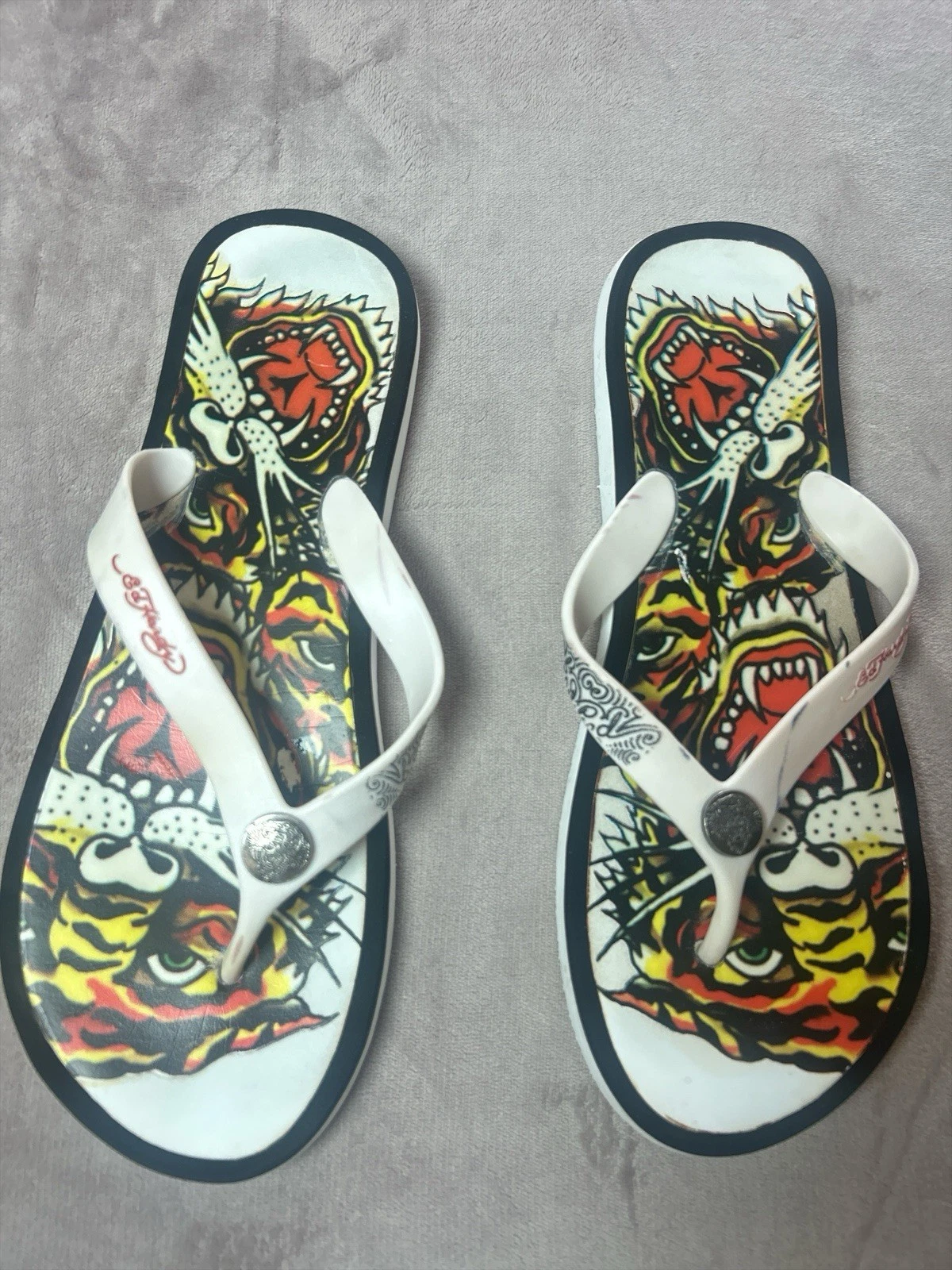 ETNIES Ed Hardy White Flip Flops with Tiger Design Size 13  display picture 2