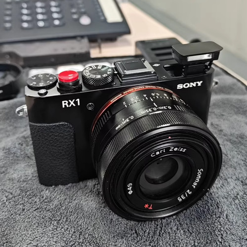 SONY Cyber-shot DSC-RX1 Full-Frame Compact Digital Camera - 24.3MP | eBay