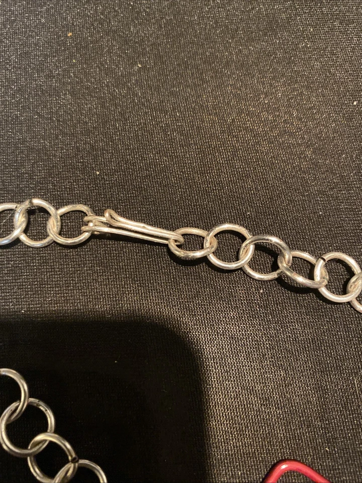 Collar arte alambre hecho a mano | Joyería abstracta multicolor de aluminio Foto 4 de 4