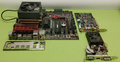 ASUS 970 PRO GAMING/AURA 32gb DDR3 AMD -6350 AM3  Motherboard W/Extras *READ*