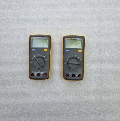 FLUKE 106 Cat iii 600V Multimeter