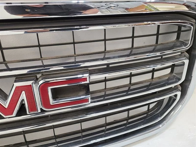 2015 2016 2017 2018 2019 2020 GMC YUKON Grille Chrome Surround SLE  - Image 2 of 4