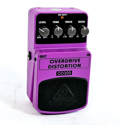 Pedal de efectos de distorsión para guitarra Behringer OD300 Overdrive muy querido sin probar