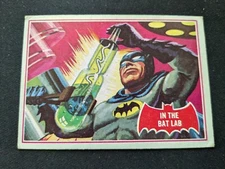 1966 Topps Batman Red Bat # 25A In the Bat Lab (VG/EX)