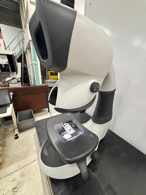 Vision Engineering Mantis Elite Microscope with Eltie x8 and x4 Objectives