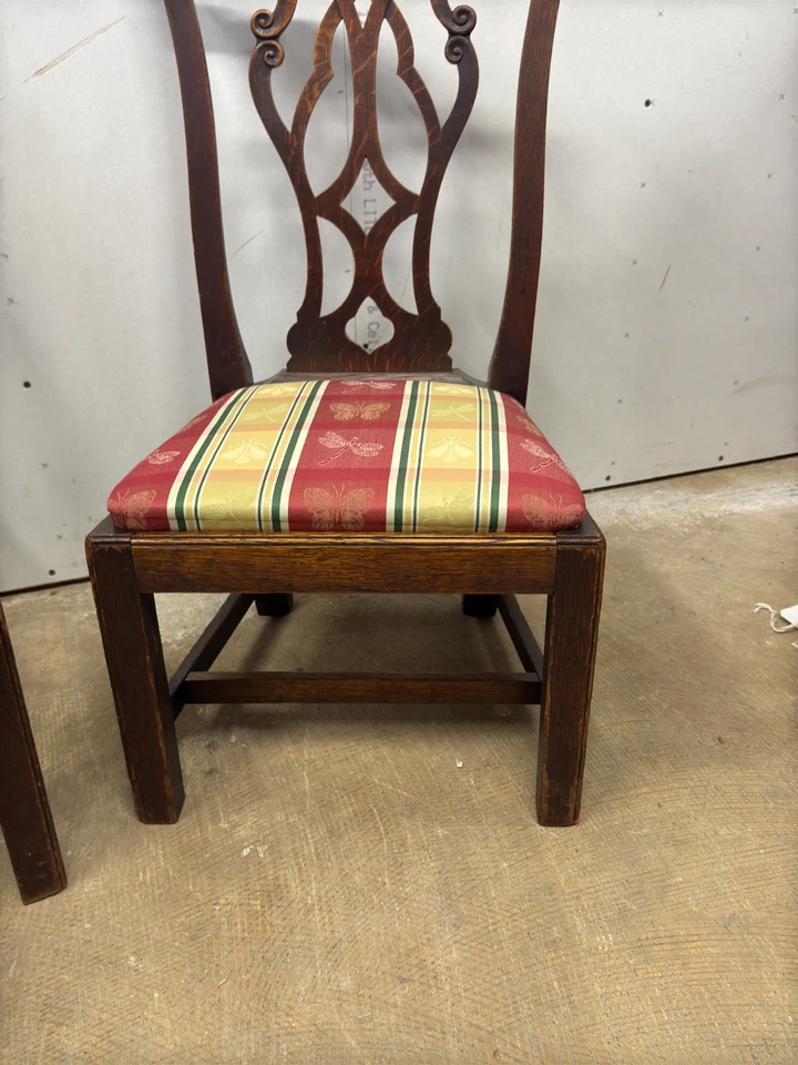 antiguo par de sillas laterales Chippendale para niños roble clavado 18 Jorge III Foto 4 de 4