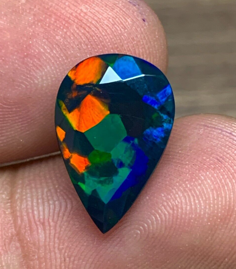 Harlequin Most Expensive Opal Stone Harlequin Are Black Opals