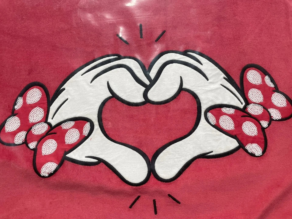 Pottery Barn Holiday Mickey Mouse Terciopelo Regalo Fiesta Navidad Disney Niña Falsa / Foto 4 de 4