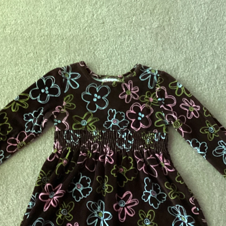 VESTIDO FLORAL FLAPDOODLES NIÑAS 6X MANGA LARGA, TERCIOPELO, ELÁSTICO EN LA CINTURA, CÓMODO Foto 2 de 3