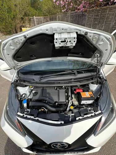 2016 Toyota Aygo 1.0 VVT-i X-Pression 5 door - Picture 12 of 14