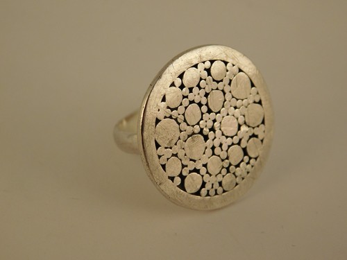 STERLING SILVER HAMMERED DOT ROUND RING SIZE 6 ARTISAN HANDCRAFTED - Afbeelding 4 van 12