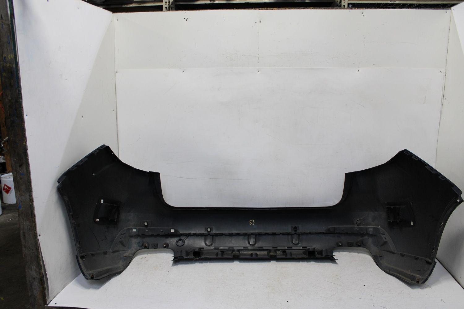 Rear Bumper Assembly MASERATI LEVANTE 21