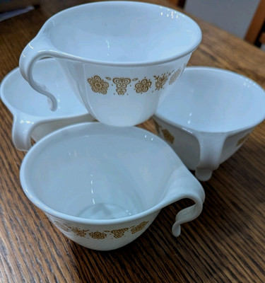 4 Corning Corelle ~Butterfly Gold~ Hook Handle Flat Cups Never Used